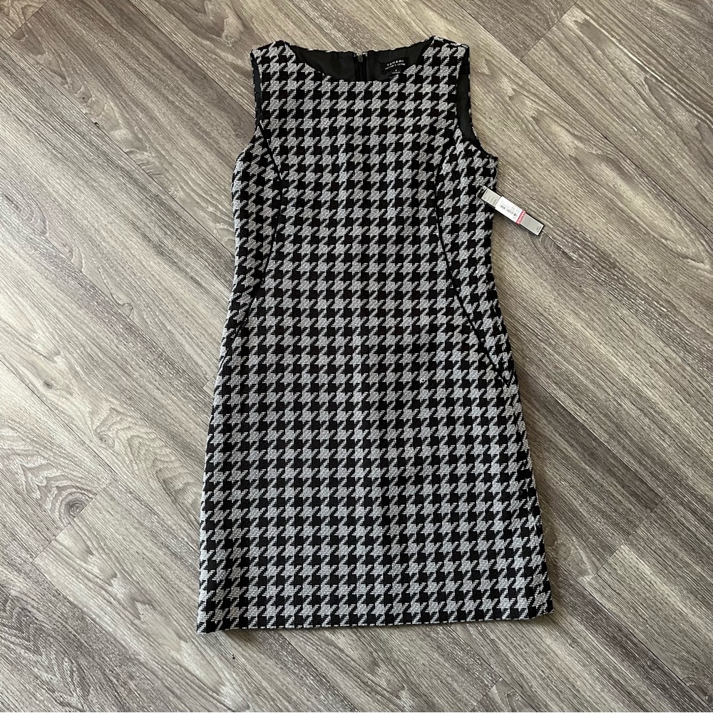 Tahari Black and White Houndstooth Midi Dress